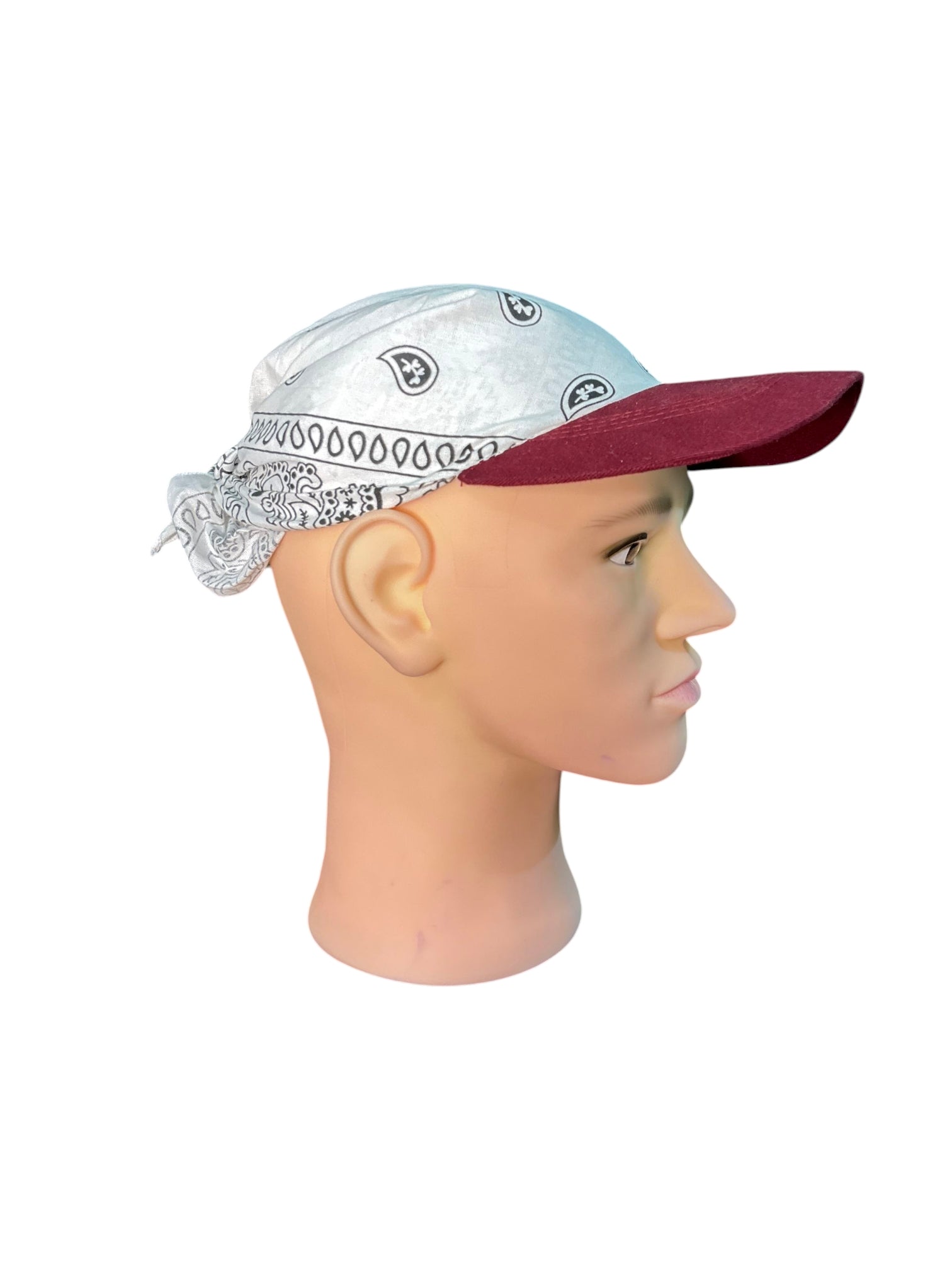 Brimknot - Maroon/White